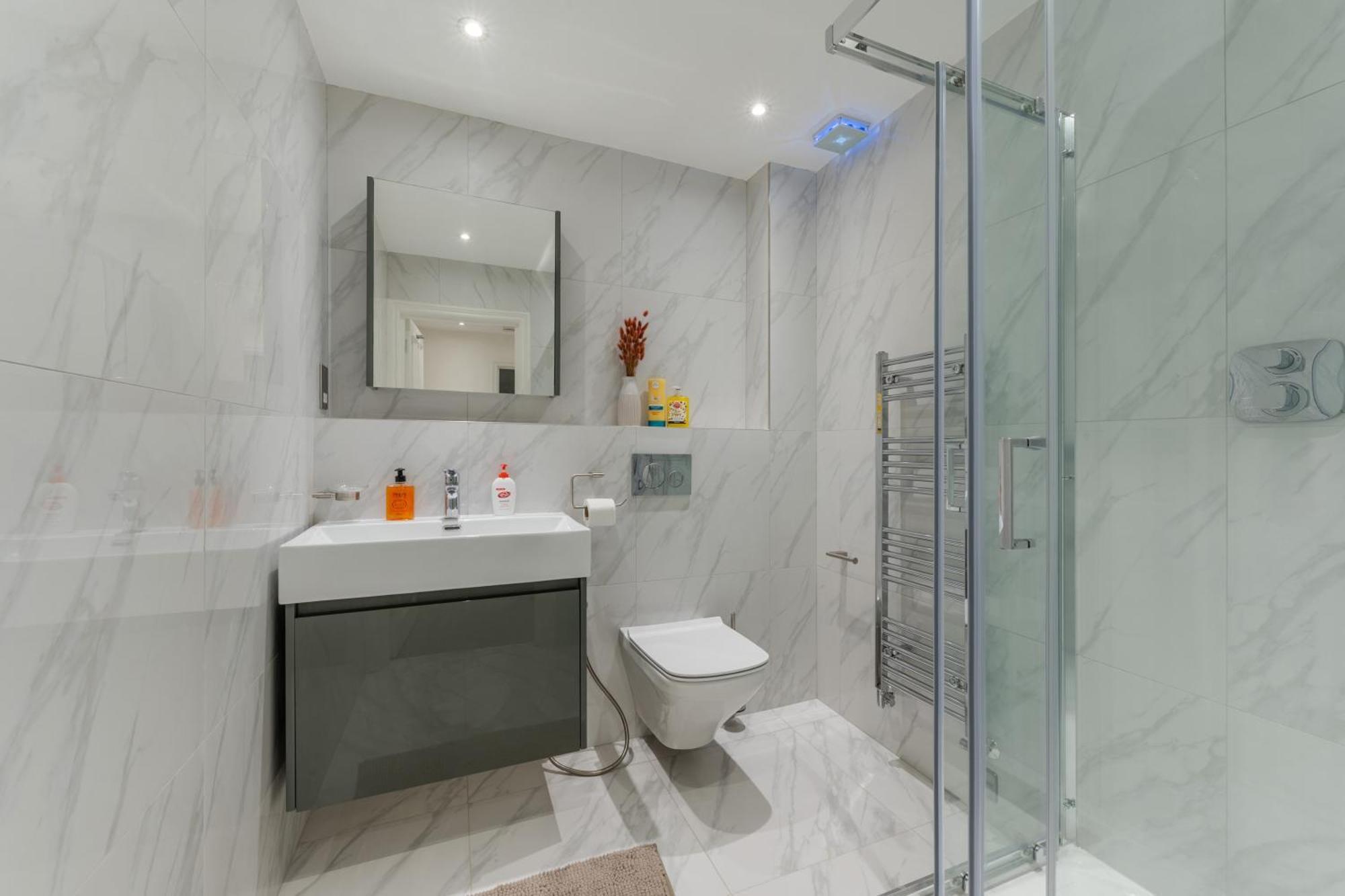 5H Modern Elegance 1-Bedroom City Living In 伦敦 外观 照片